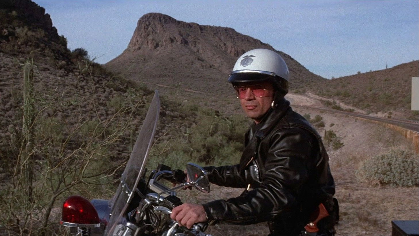 Electra Glide in Blue 1973 Robert Blake Jeannine Riley Public Domain DVD NO CASE